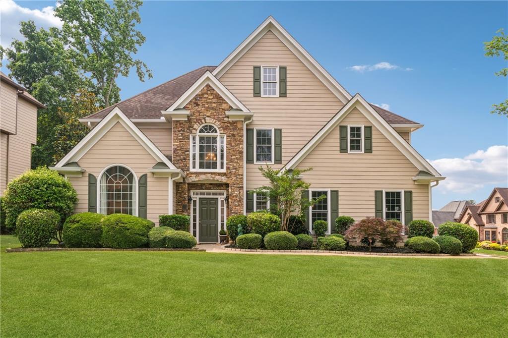 Suwanee, GA 30024 | 4 beds| 3.5 baths| $735,000